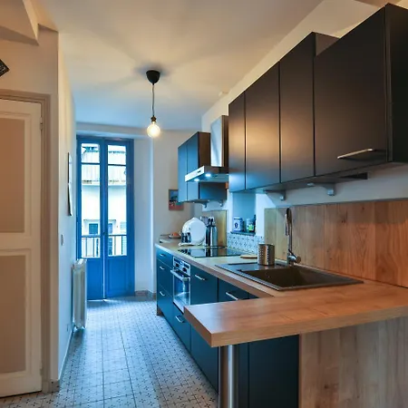 2 Pieces Neuf,port De ,wifi Daire Nice
